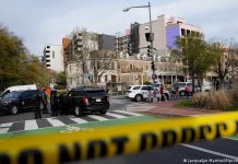 Gunman opens fire in Washington