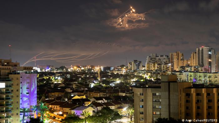 Israel, Gaza militants trade fire